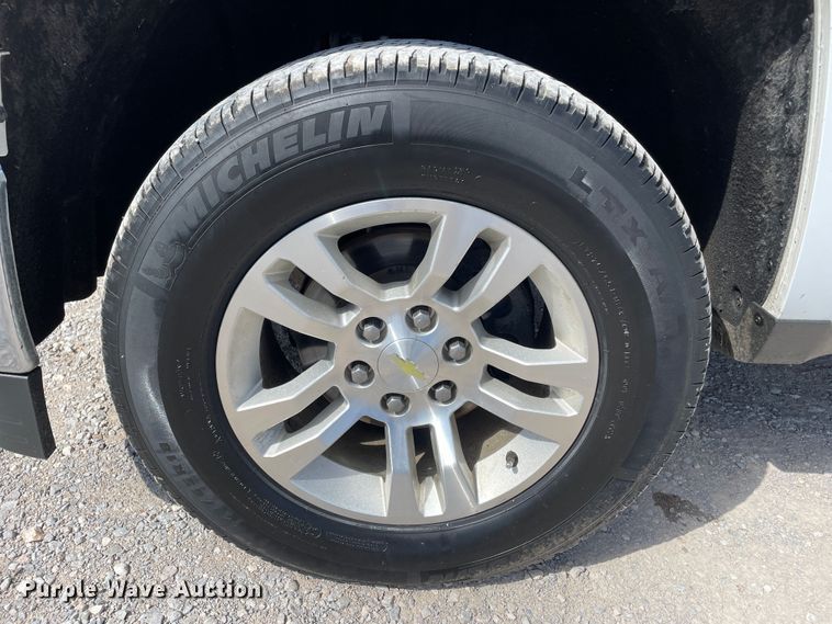 image for item DK2491 2015 Chevrolet Silverado 1500  Crew Cab pickup truck