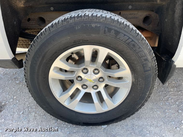 image for item DK2491 2015 Chevrolet Silverado 1500  Crew Cab pickup truck