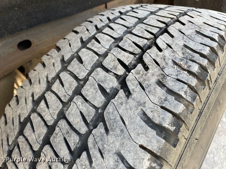 image for item DK2491 2015 Chevrolet Silverado 1500  Crew Cab pickup truck