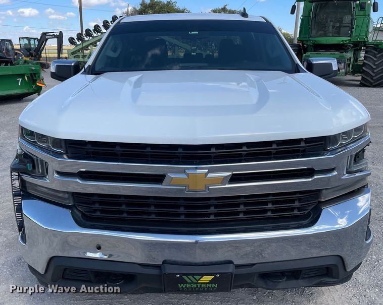 image for item DK2492 2020 Chevrolet Silverado 1500  Crew Cab pickup truck