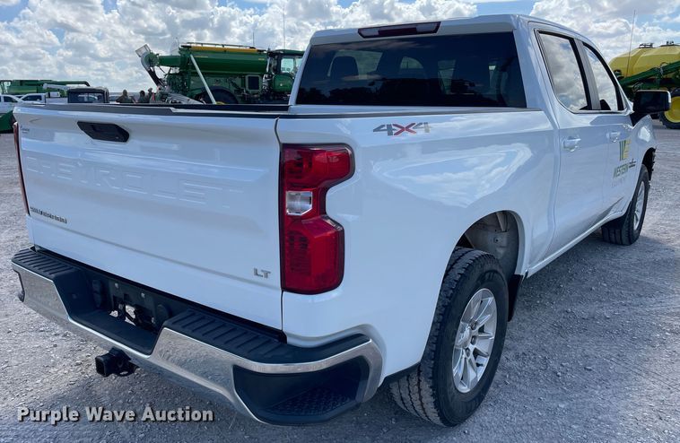 image for item DK2492 2020 Chevrolet Silverado 1500  Crew Cab pickup truck