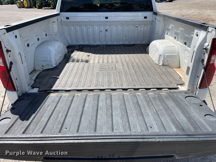 image for item DK2492 2020 Chevrolet Silverado 1500  Crew Cab pickup truck