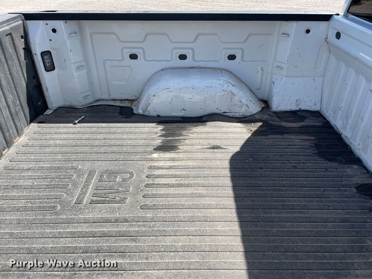 image for item DK2492 2020 Chevrolet Silverado 1500  Crew Cab pickup truck