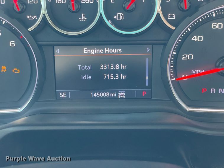 image for item DK2492 2020 Chevrolet Silverado 1500  Crew Cab pickup truck