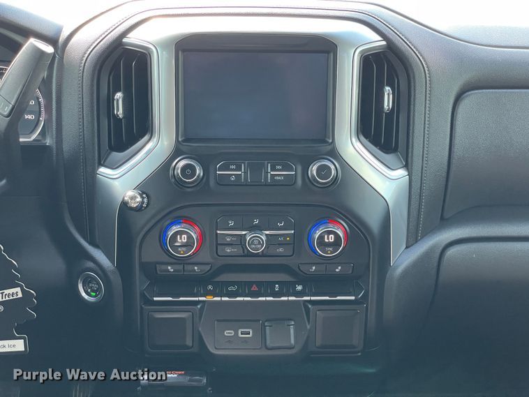 image for item DK2492 2020 Chevrolet Silverado 1500  Crew Cab pickup truck