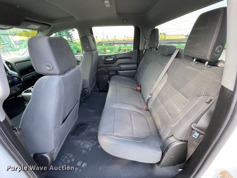 image for item DK2492 2020 Chevrolet Silverado 1500  Crew Cab pickup truck