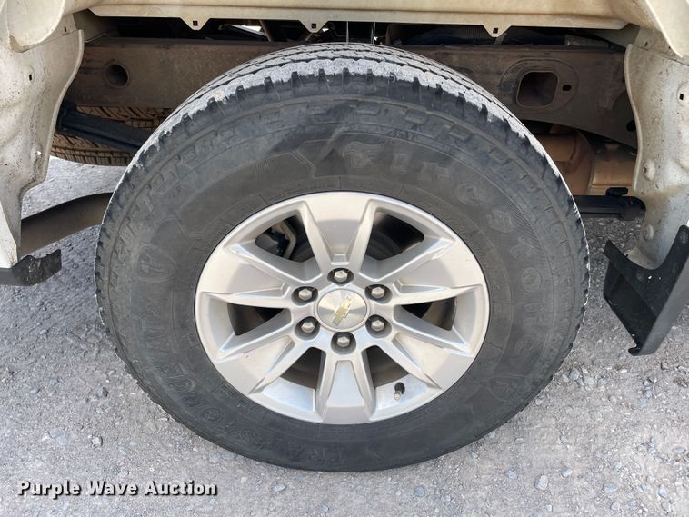 image for item DK2492 2020 Chevrolet Silverado 1500  Crew Cab pickup truck