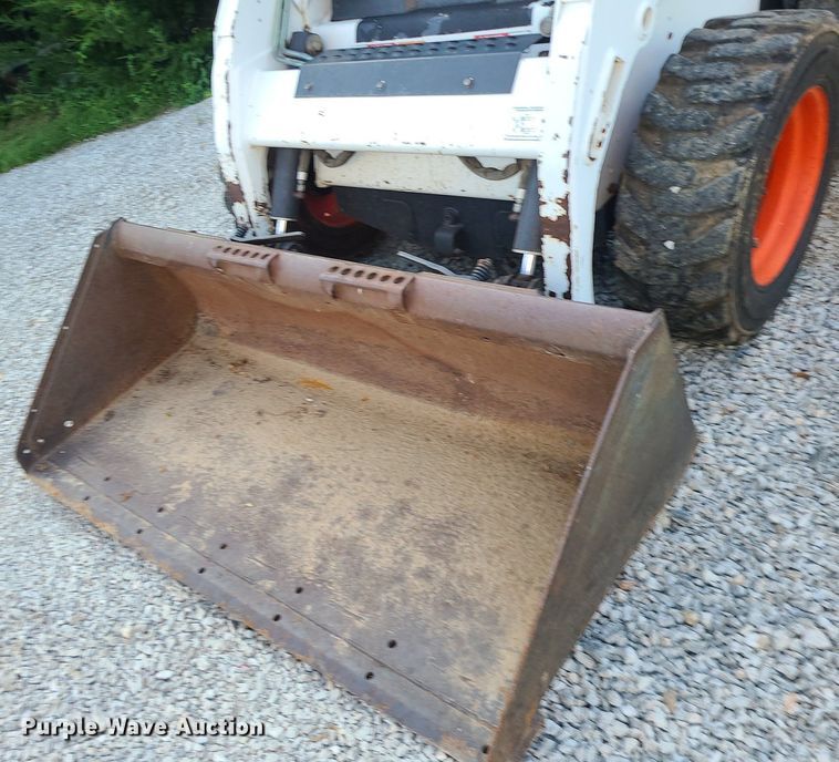 image for item DK4007 2007 Bobcat S185  skid steer loader