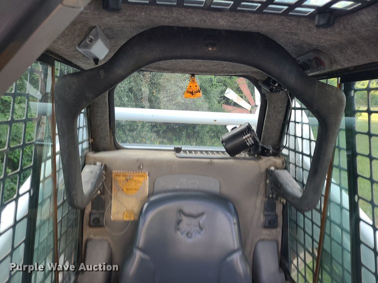 image for item DK4007 2007 Bobcat S185  skid steer loader