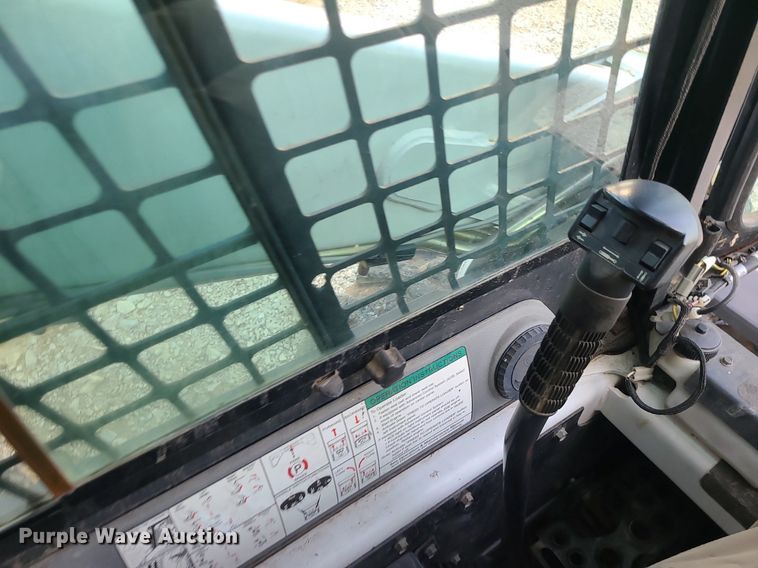 image for item DK4007 2007 Bobcat S185  skid steer loader