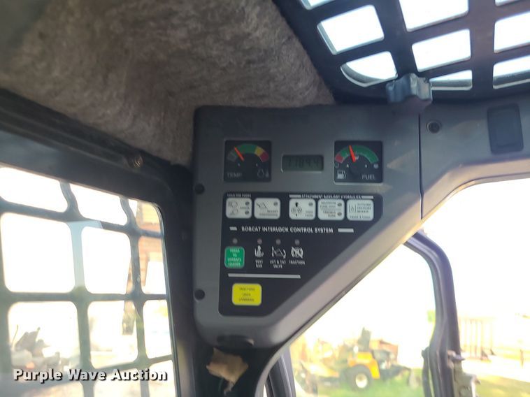 image for item DK4007 2007 Bobcat S185  skid steer loader