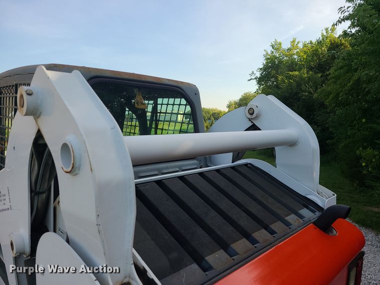 image for item DK4007 2007 Bobcat S185  skid steer loader