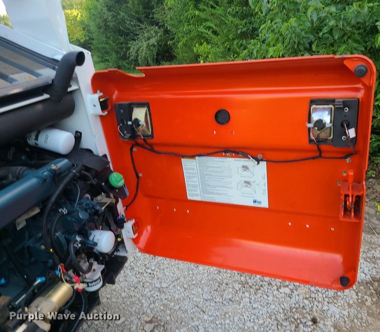 image for item DK4007 2007 Bobcat S185  skid steer loader