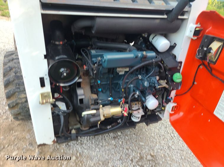 image for item DK4007 2007 Bobcat S185  skid steer loader