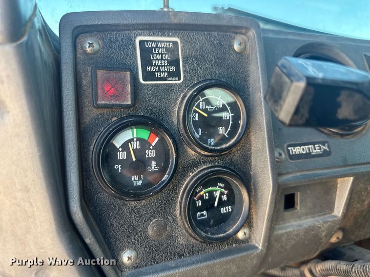 image for item DM2601 1998 Mack RD6  hot oil truck