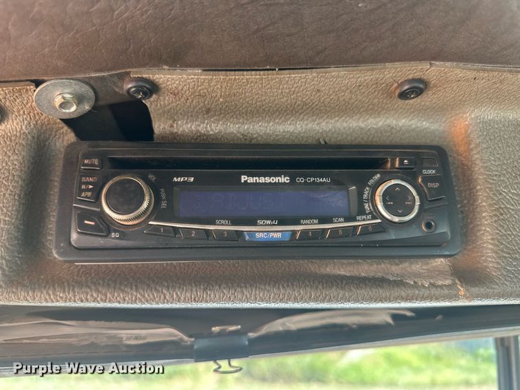 image for item DM2601 1998 Mack RD6  hot oil truck