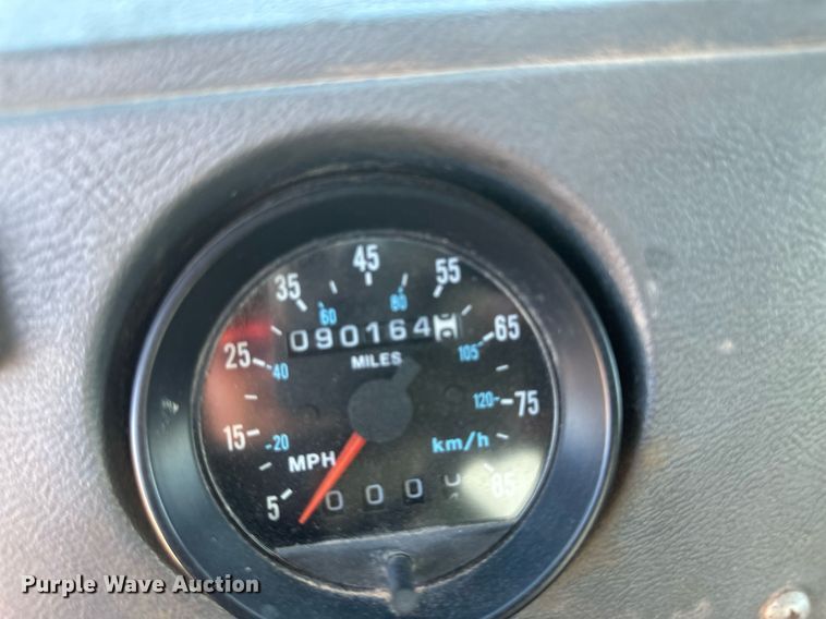 image for item DM2601 1998 Mack RD6  hot oil truck