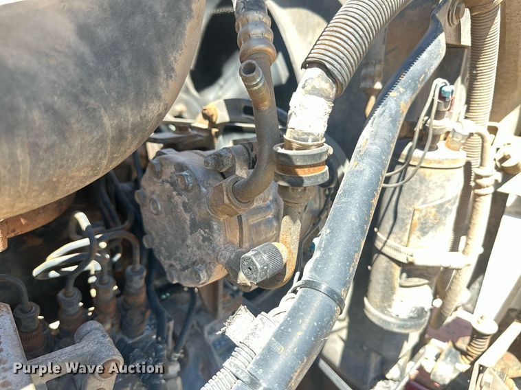 image for item DM2601 1998 Mack RD6  hot oil truck