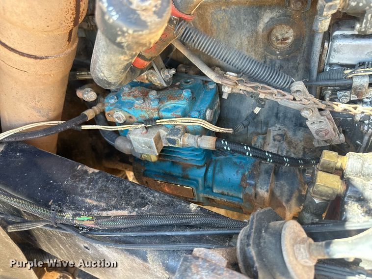 image for item DM2601 1998 Mack RD6  hot oil truck