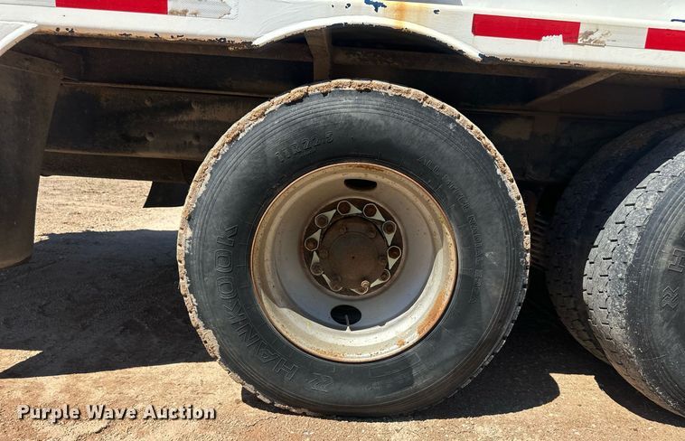 image for item DM2601 1998 Mack RD6  hot oil truck