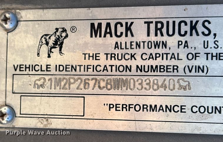 image for item DM2601 1998 Mack RD6  hot oil truck