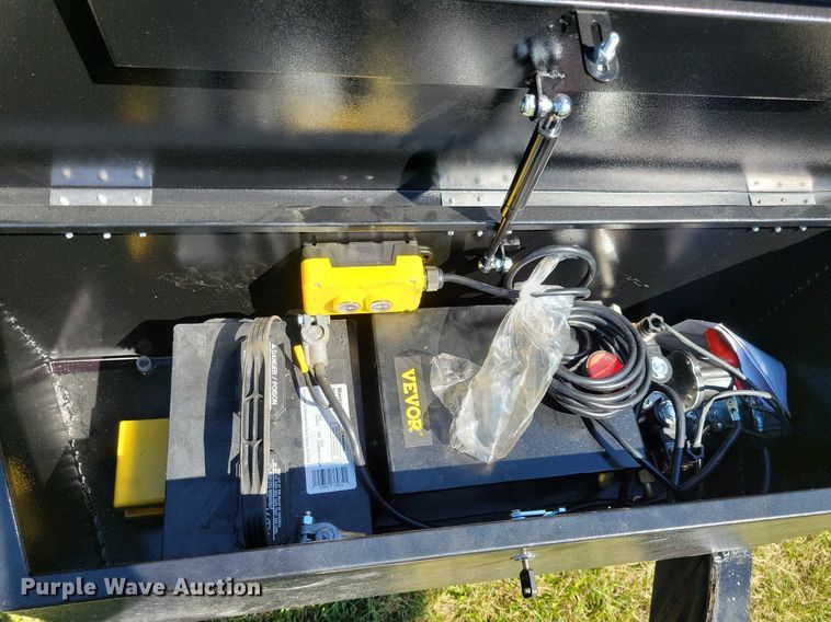 image for item DN4057 2022 Big Tex 90SR  dump trailer