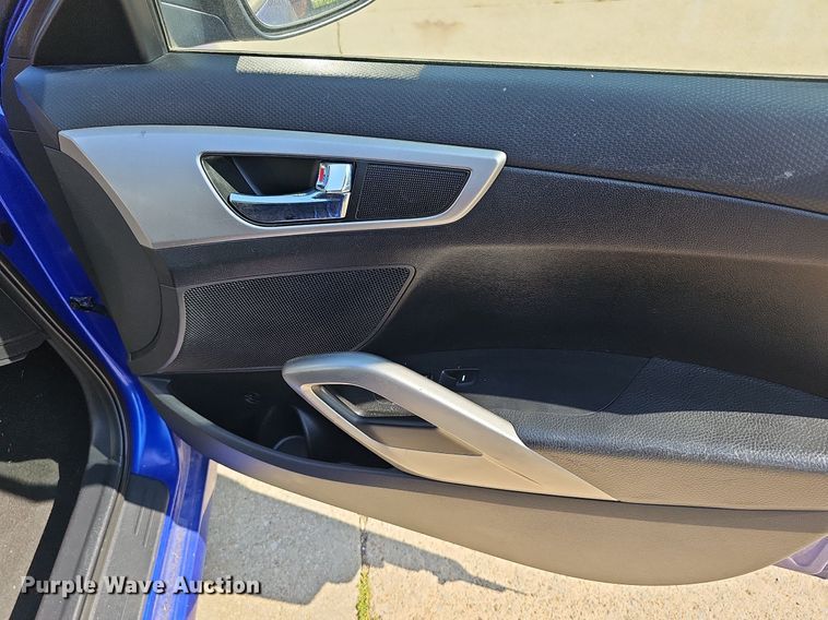 image for item DN8602 2014 Hyundai Veloster