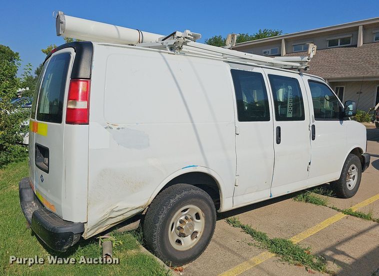 image for item DN8658 2012  Chevrolet Express 2500  van