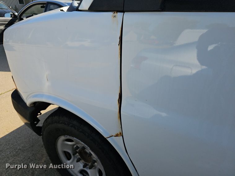 image for item DN8658 2012  Chevrolet Express 2500  van