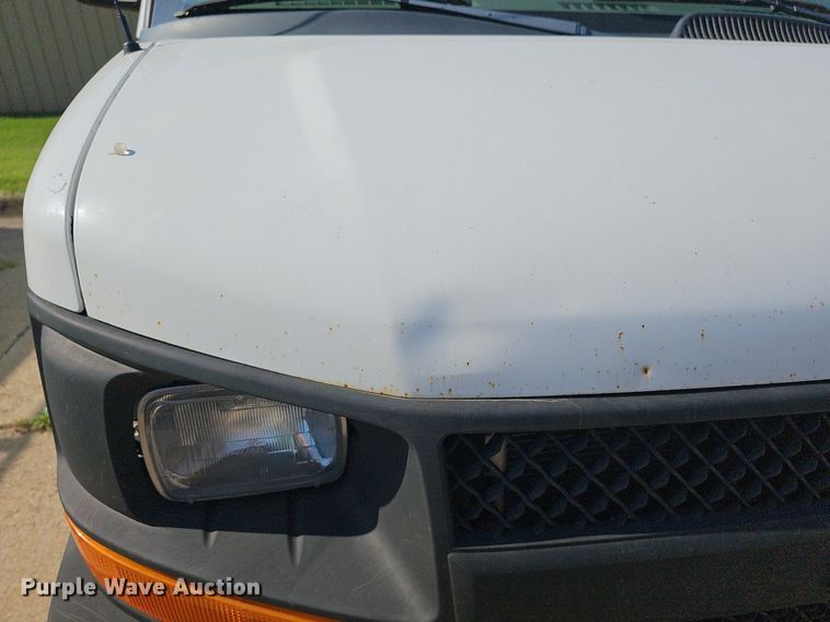 image for item DN8658 2012  Chevrolet Express 2500  van