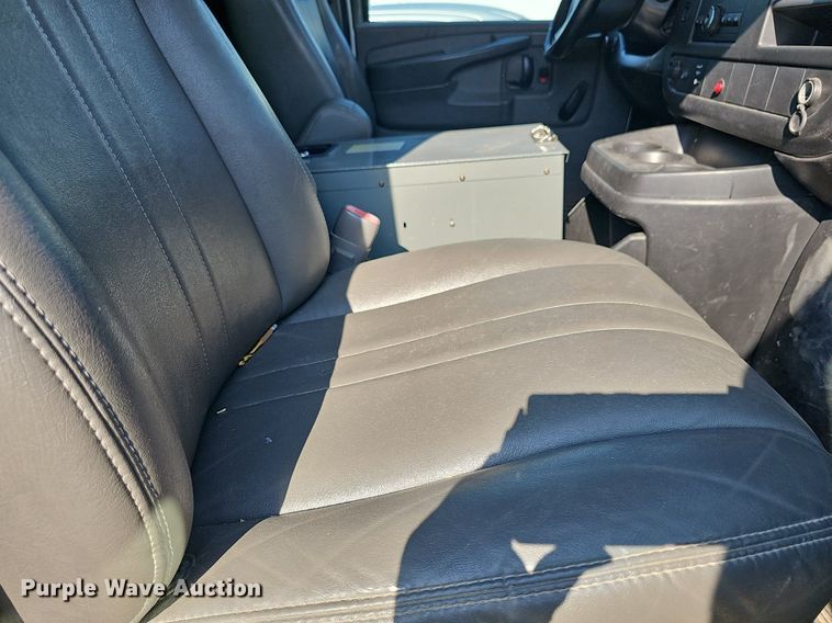 image for item DN8658 2012  Chevrolet Express 2500  van