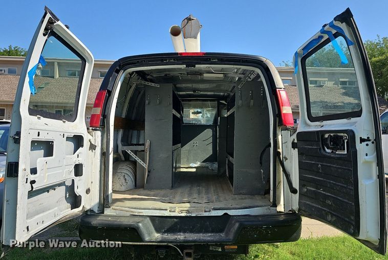 image for item DN8658 2012  Chevrolet Express 2500  van