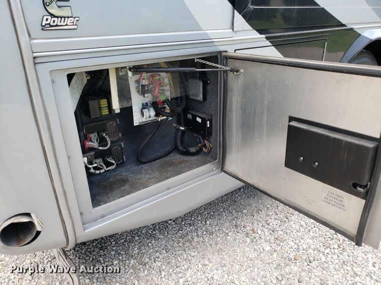 image for item DO2947 2009 Tiffin Motor Homes Allegro Bus  RV