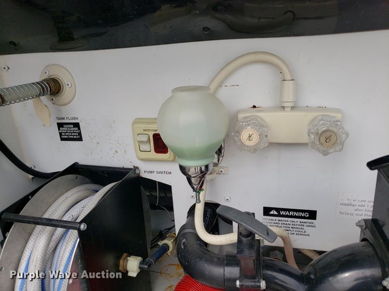 image for item DO2947 2009 Tiffin Motor Homes Allegro Bus  RV