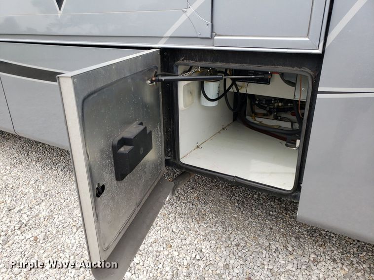 image for item DO2947 2009 Tiffin Motor Homes Allegro Bus  RV