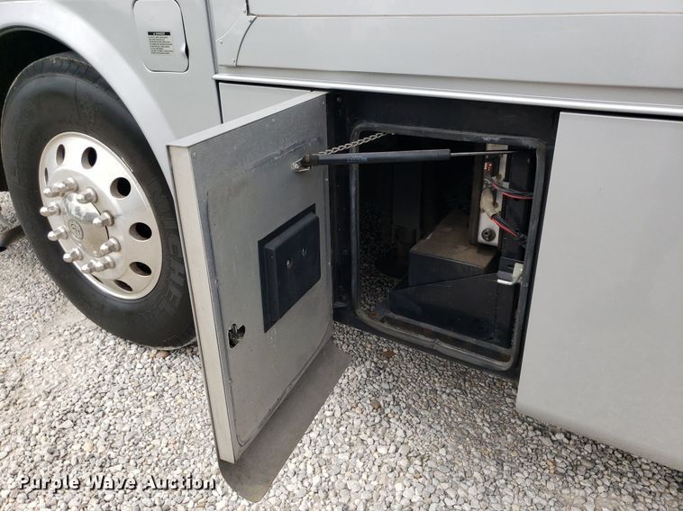 image for item DO2947 2009 Tiffin Motor Homes Allegro Bus  RV