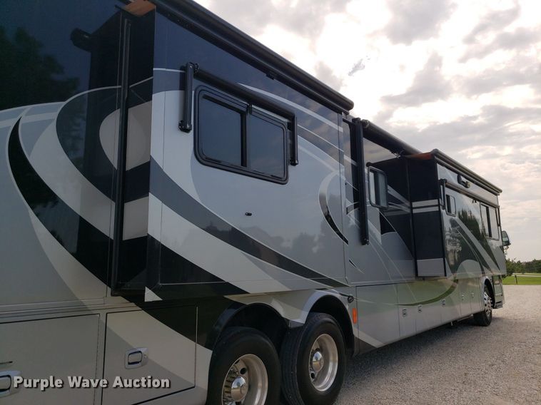 image for item DO2947 2009 Tiffin Motor Homes Allegro Bus  RV