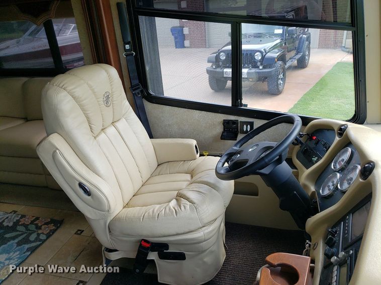 image for item DO2947 2009 Tiffin Motor Homes Allegro Bus  RV