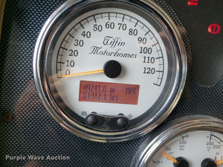 image for item DO2947 2009 Tiffin Motor Homes Allegro Bus  RV