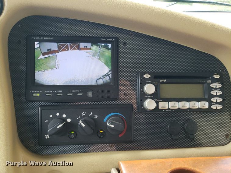 image for item DO2947 2009 Tiffin Motor Homes Allegro Bus  RV