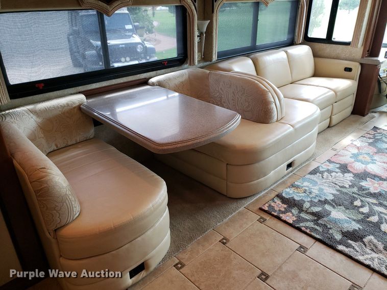 image for item DO2947 2009 Tiffin Motor Homes Allegro Bus  RV