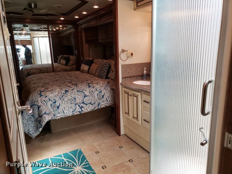 image for item DO2947 2009 Tiffin Motor Homes Allegro Bus  RV