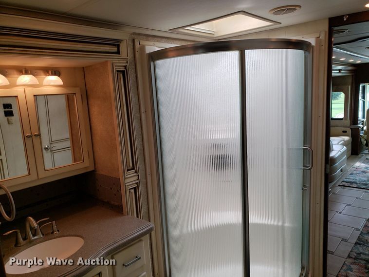 image for item DO2947 2009 Tiffin Motor Homes Allegro Bus  RV