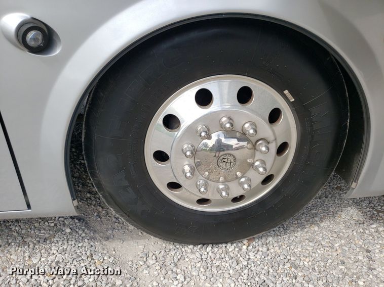 image for item DO2947 2009 Tiffin Motor Homes Allegro Bus  RV