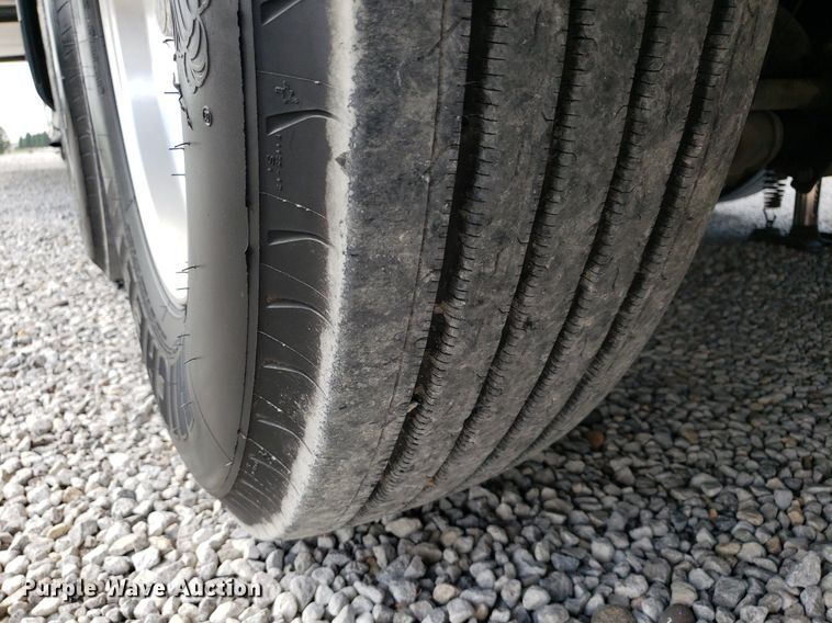 image for item DO2947 2009 Tiffin Motor Homes Allegro Bus  RV