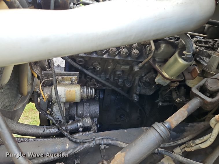 image for item DP2323 1993  Ford F700  bucket truck