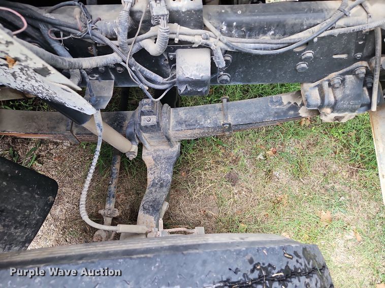 image for item DP2323 1993  Ford F700  bucket truck