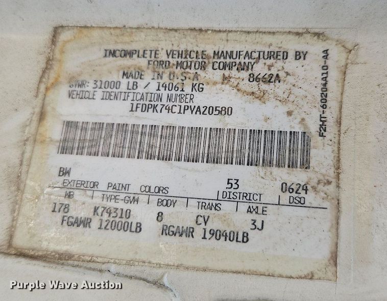 image for item DP2323 1993  Ford F700  bucket truck