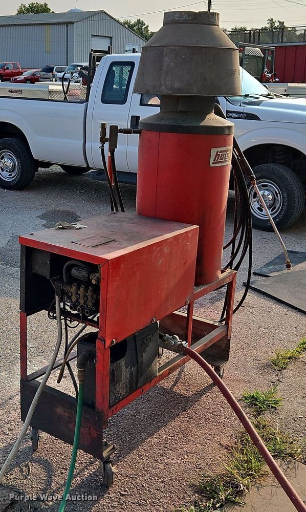 image for item DP2336 Hotsy 994A  hot pressure washer