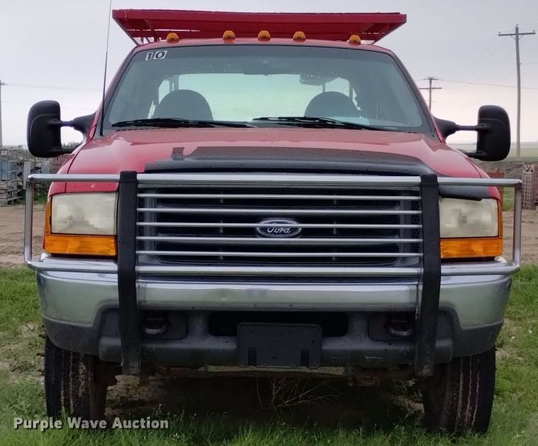 image for item DP3292 2000 Ford F450 Super Duty  Crew Cab utility / service truck